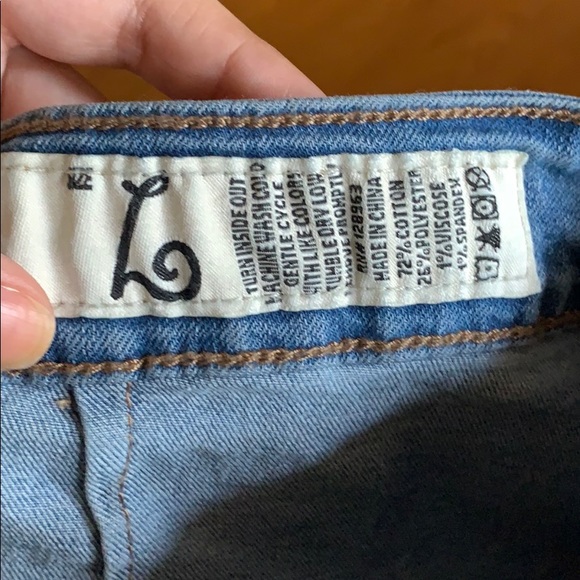 Mini button down denim skirt. - Picture 4 of 4